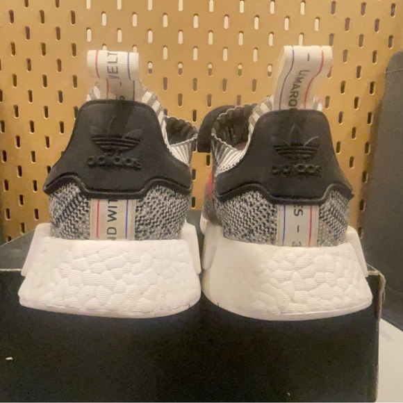 Men’s 8.5 NMD Tri colors - Picture 5 of 6